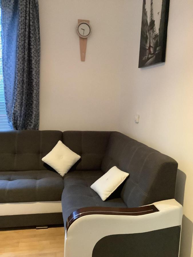 Ground Floor Apartment With Garden Glasgow Exteriör bild
